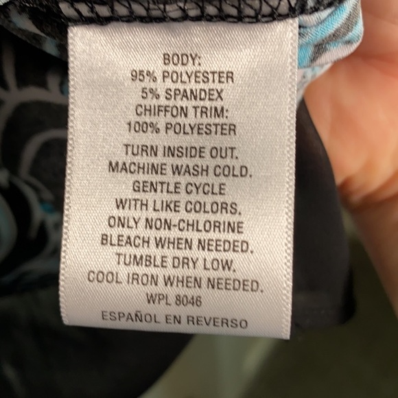 1X Black W/Jewel design top - Picture 4 of 5